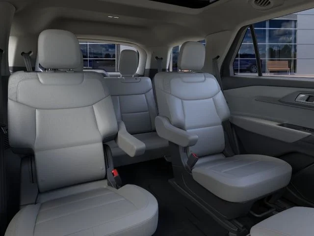 New 2026 Space White Metallic Ford Active image 11