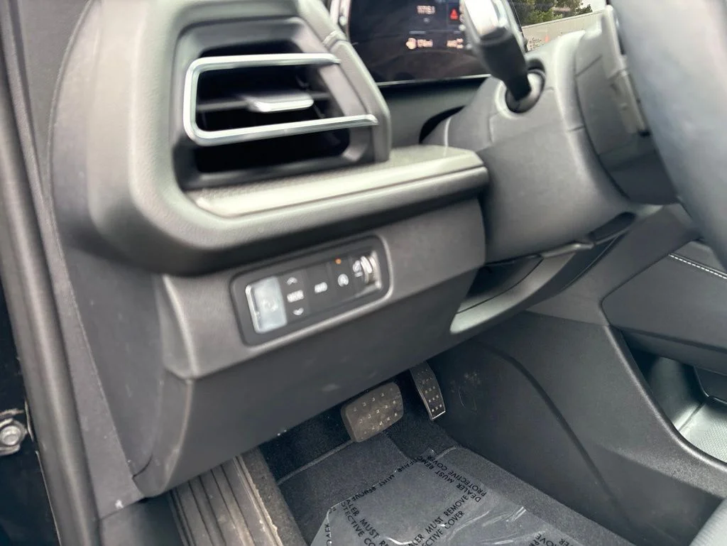 Used 2026 Black Chevrolet LT image 17