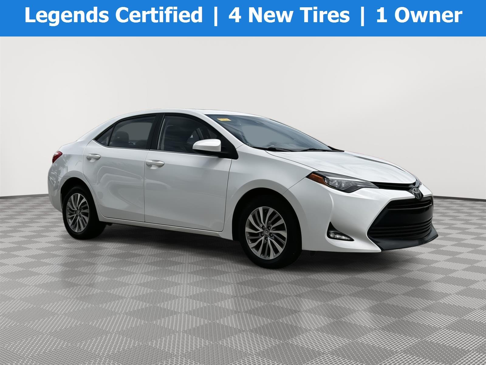 2017 Toyota Corolla LE Eco AT's photo
