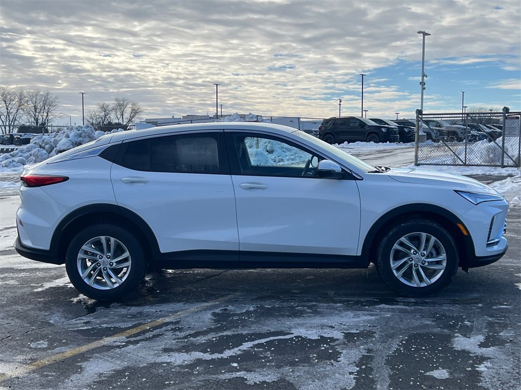 2026 BUICK ENVISTA - Image 8