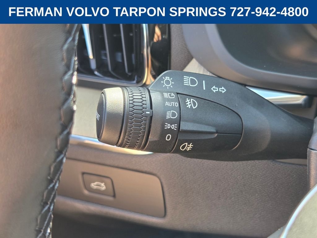 New 2026 Crystal White Volvo Core image 33