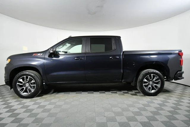 Used 2022 Gray Chevrolet RST image 16