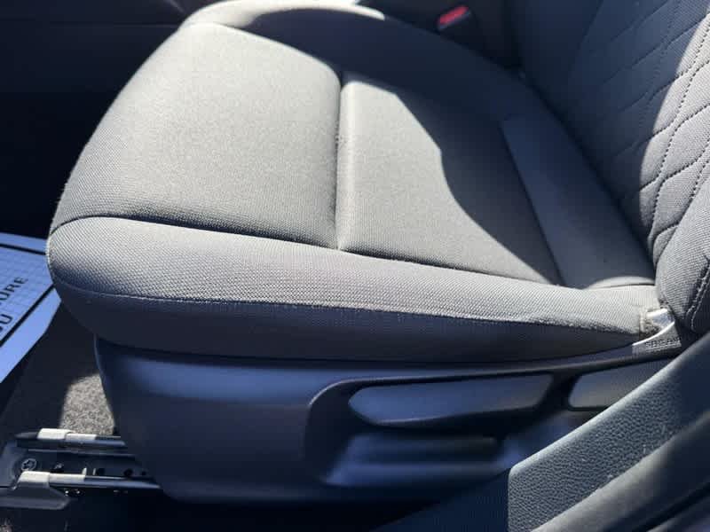 Used 2025 Blueprint Toyota Hybrid LE image 22