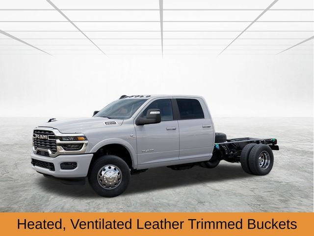 New 2026 Bright White Clearcoat RAM Tradesman image 3