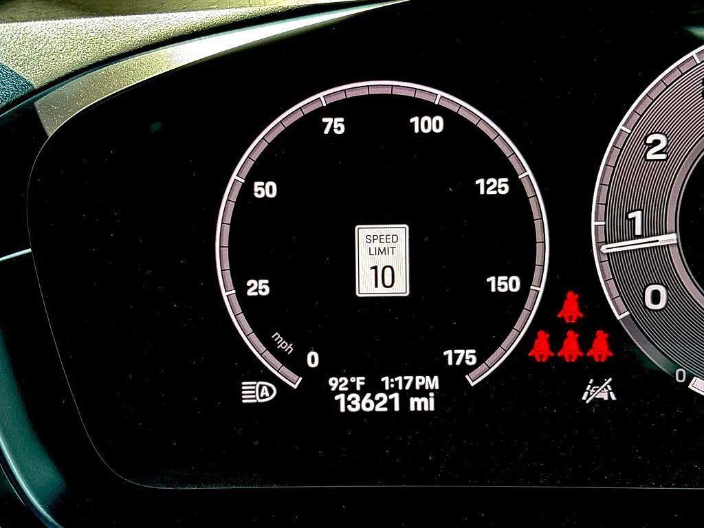 Used 2024 GRAY Porsche Coupe image 29