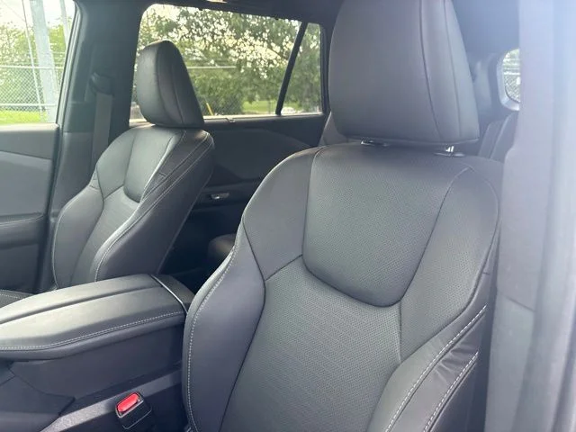 Used 2025 Silver Lexus 350 Premium image 2