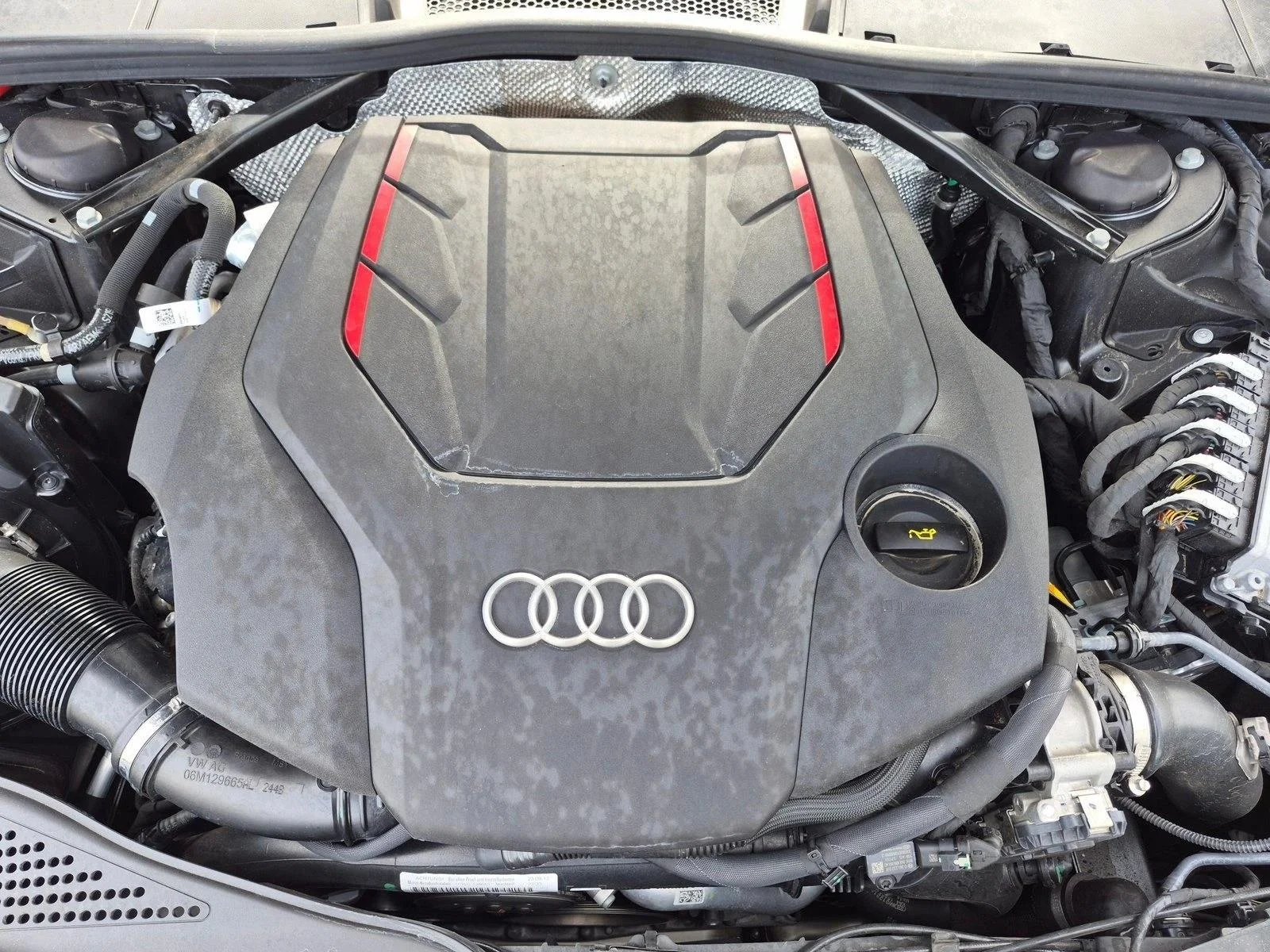 Used 2024 Grey Audi Premium Plus image 22