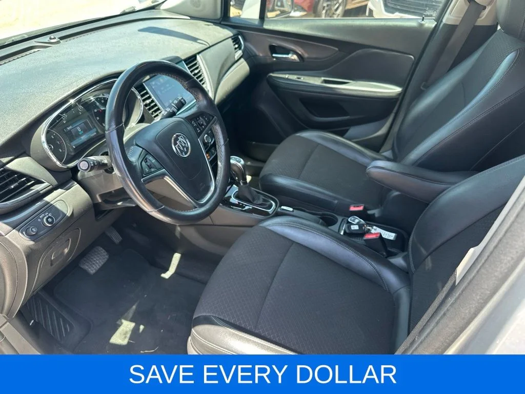 Used 2020 Silver Buick Preferred image 9