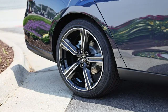 New 2026 Canyon River Blue Metallic Honda SE image 16