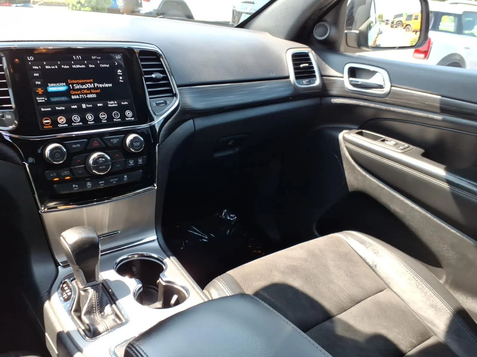 Certified Used 2022 Diamond Black Crystal P/C Jeep Laredo X image 16