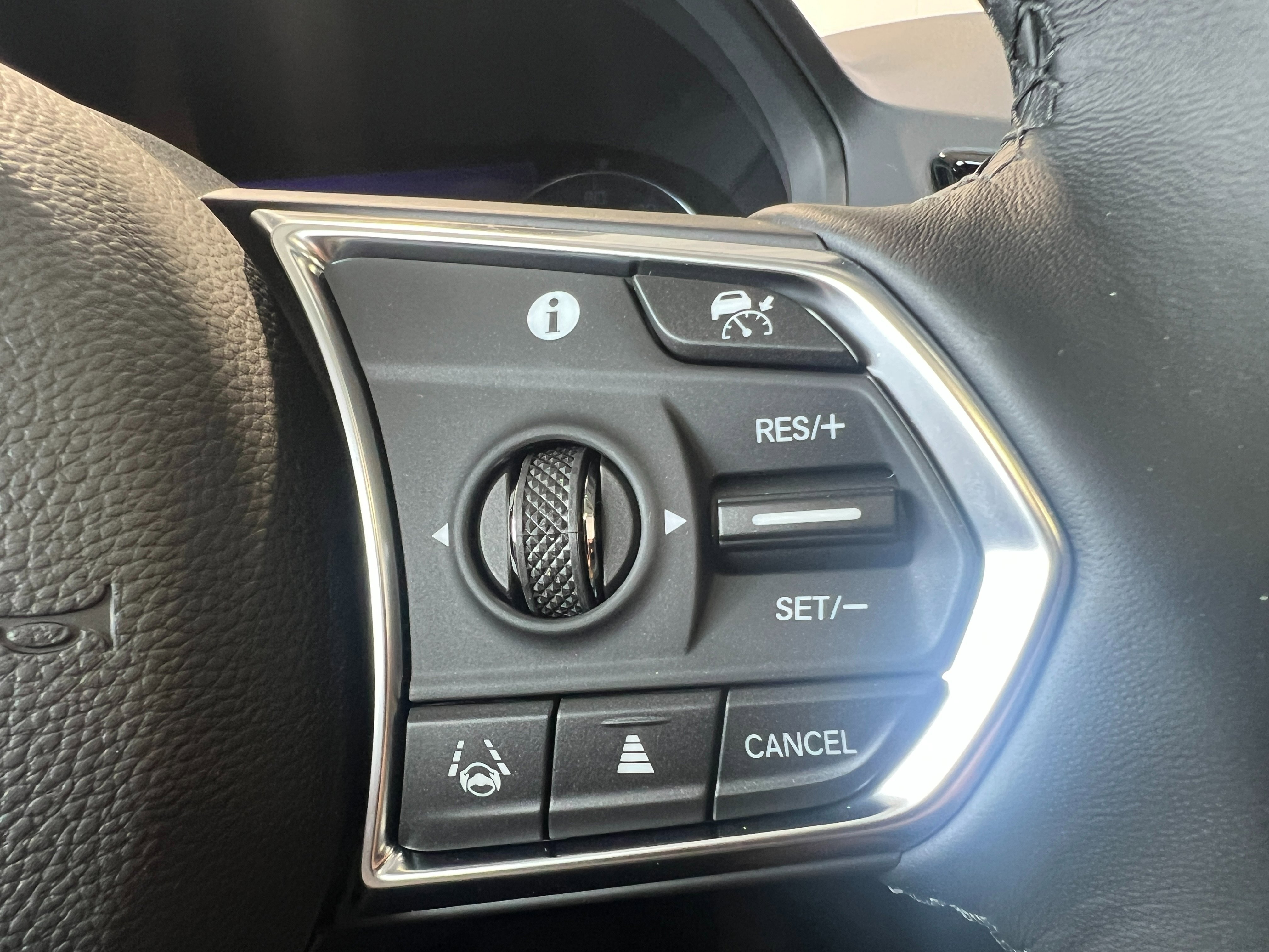 New 2026 Solar Silver Metallic Acura w/Technology Package image 18