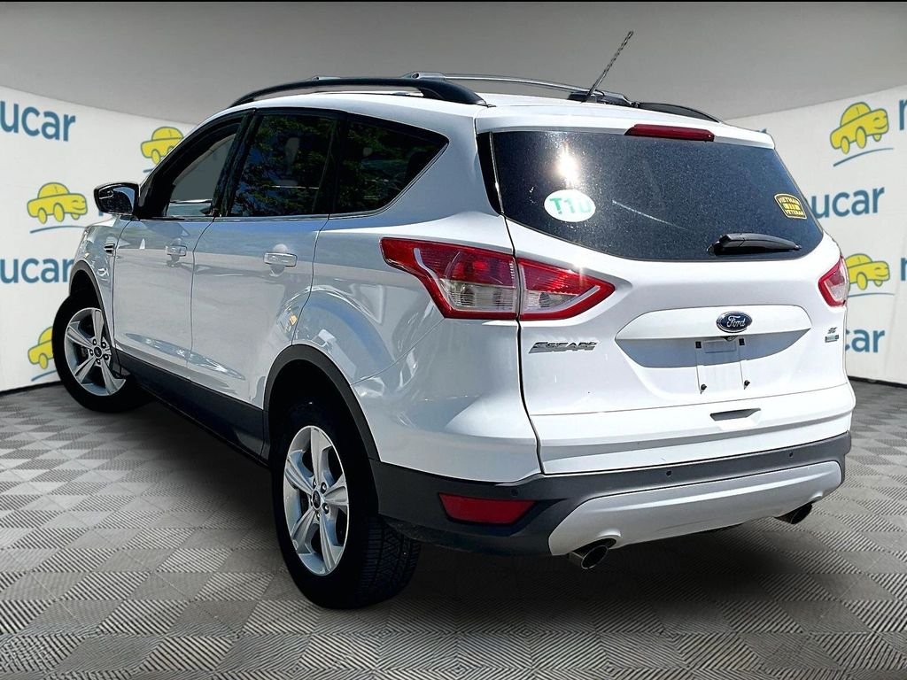 Used 2014 Oxford White Ford SE image 3