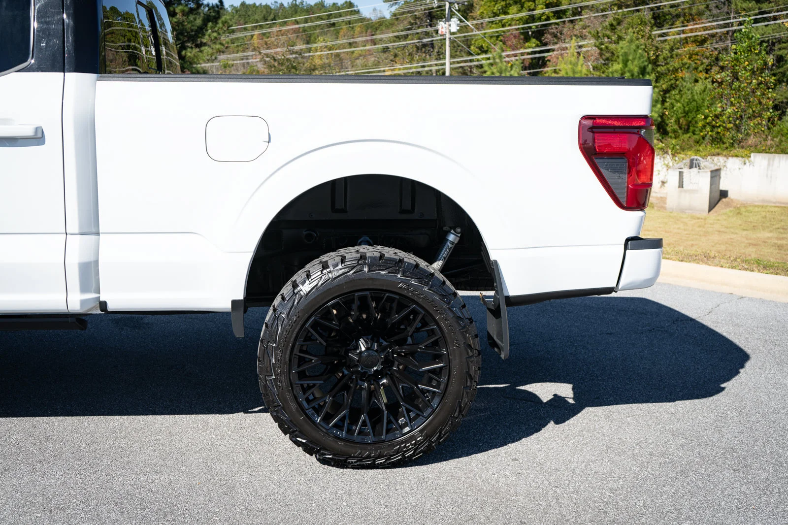 Used 2024 White Ford XLT image 6