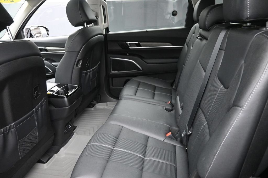 Used 2022 Black Kia SX image 14
