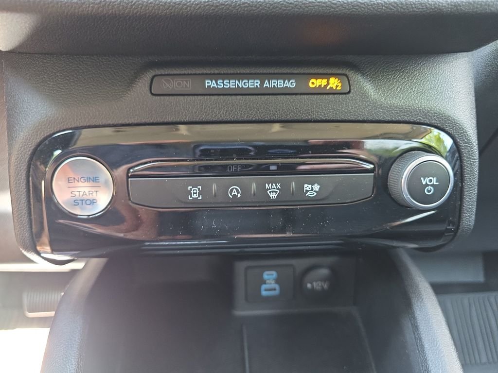 Used 2023 Blue Ford Active image 31