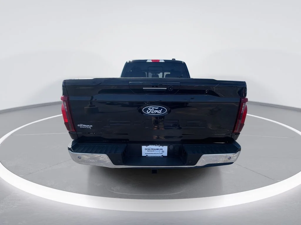Used 2024 Black Ford XLT image 7