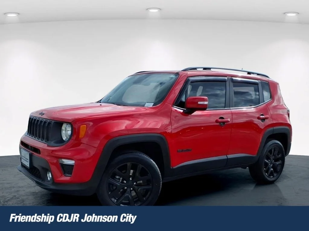 Used 2019 Red Jeep Latitude image 1