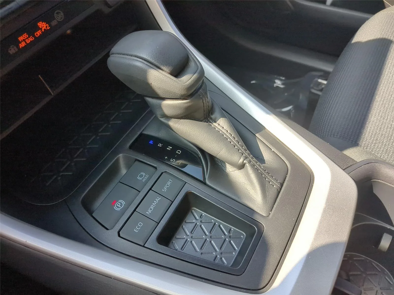 Used 2025 Silver Sky Metallic Toyota LE image 24
