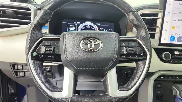 Used 2022  Toyota Capstone image 22