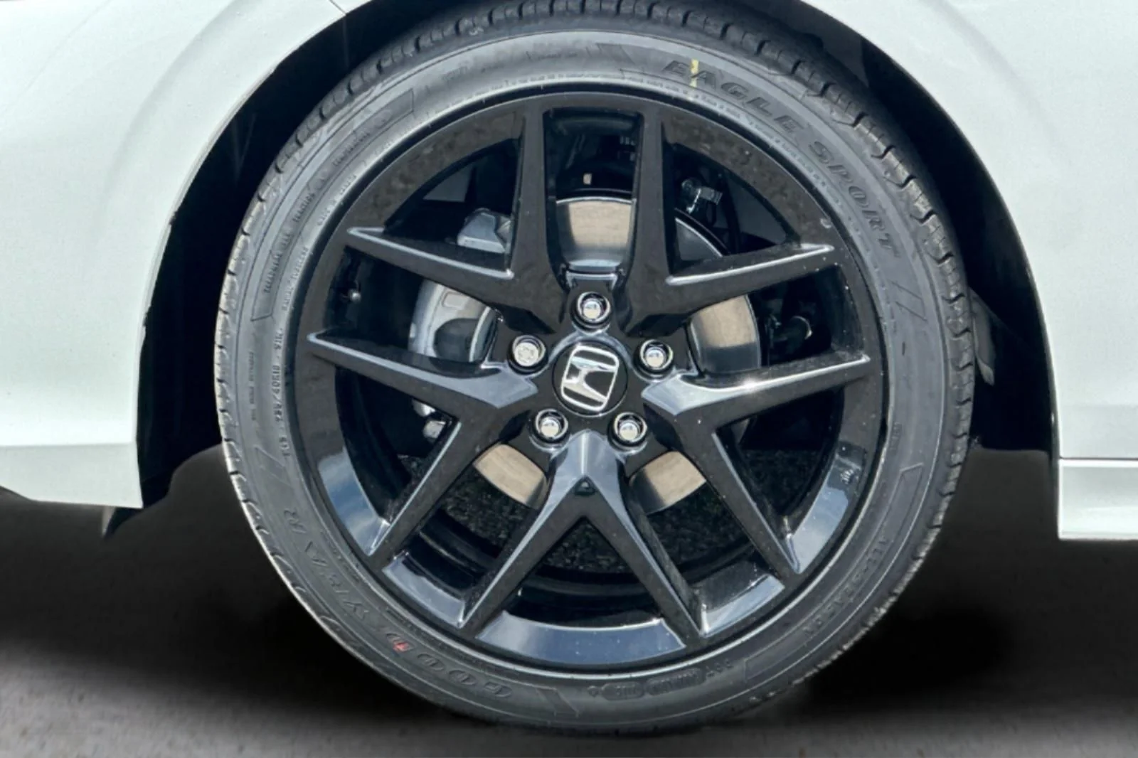 New 2026 PLATINUM WHITE Honda Sport image 31