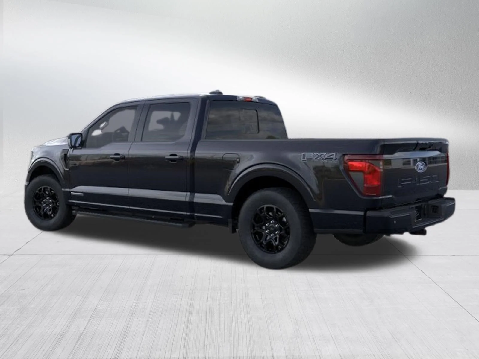 New 2026 Agate Black Metallic Ford XLT image 4