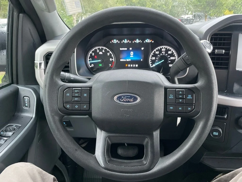 Used 2023 Gray Metallic Ford XLT image 12