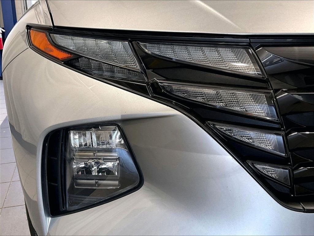 Used 2024 Silver Hyundai SEL image 33