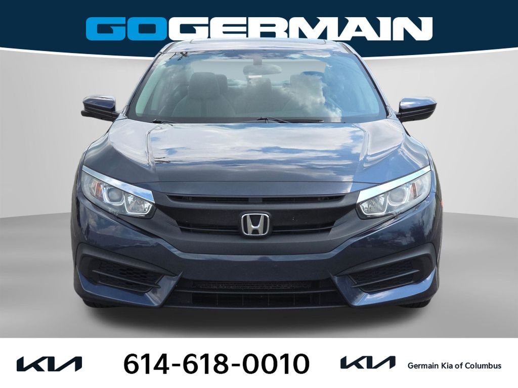 Used 2017  Honda EX image 3