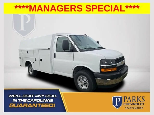 New 2025 Summit White Chevrolet 1WT image 1