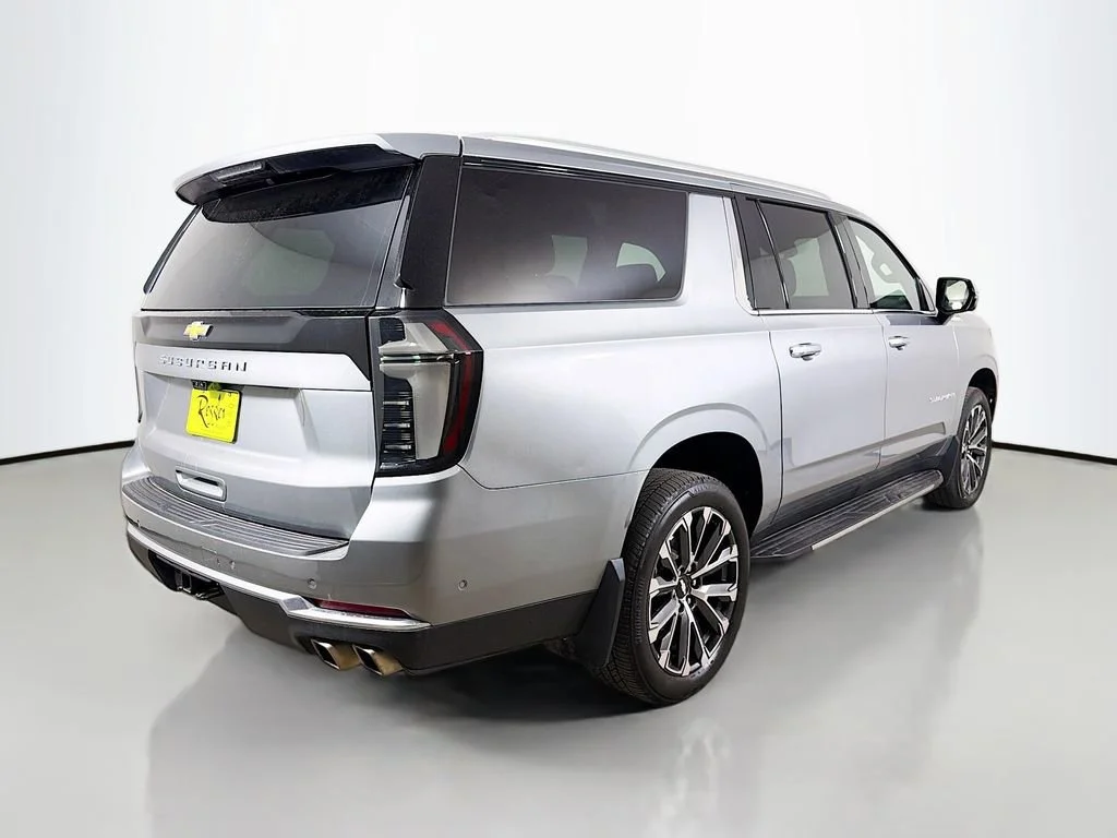 Used 2025 Sterling Gray Metallic Chevrolet High Country image 6