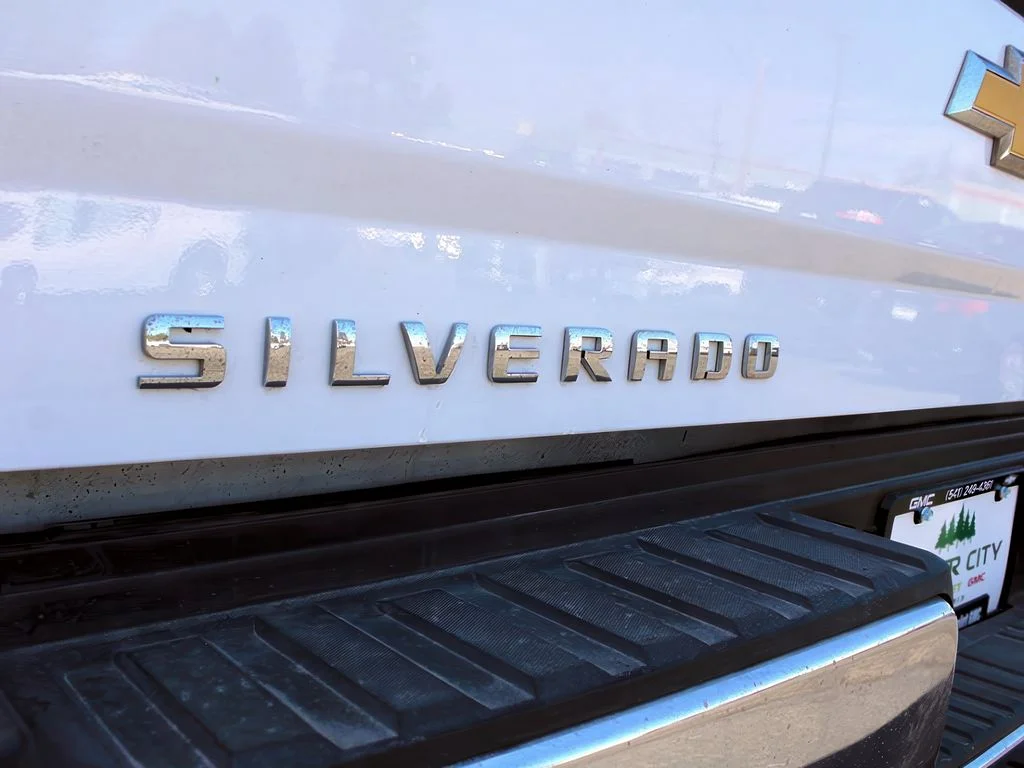 2017 Chevrolet Silverado 2500HD LT - Photo 28