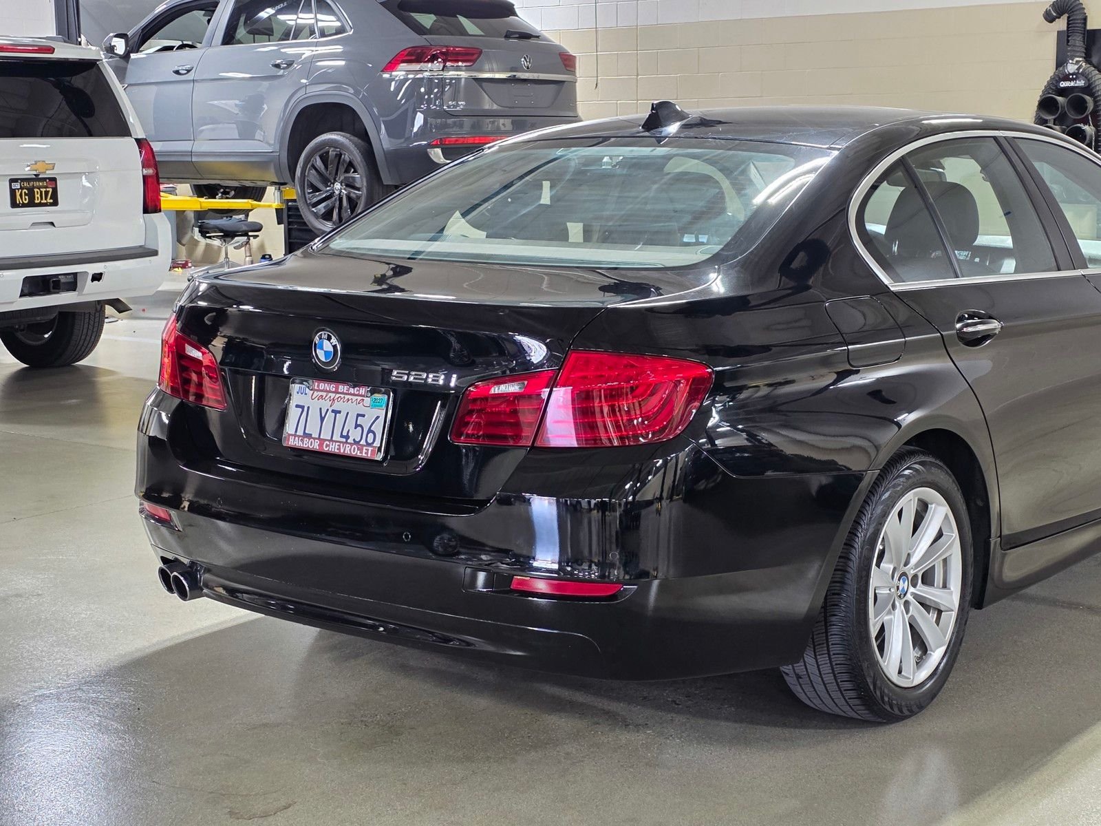 Used 2015 Jet Black BMW 528i image 11