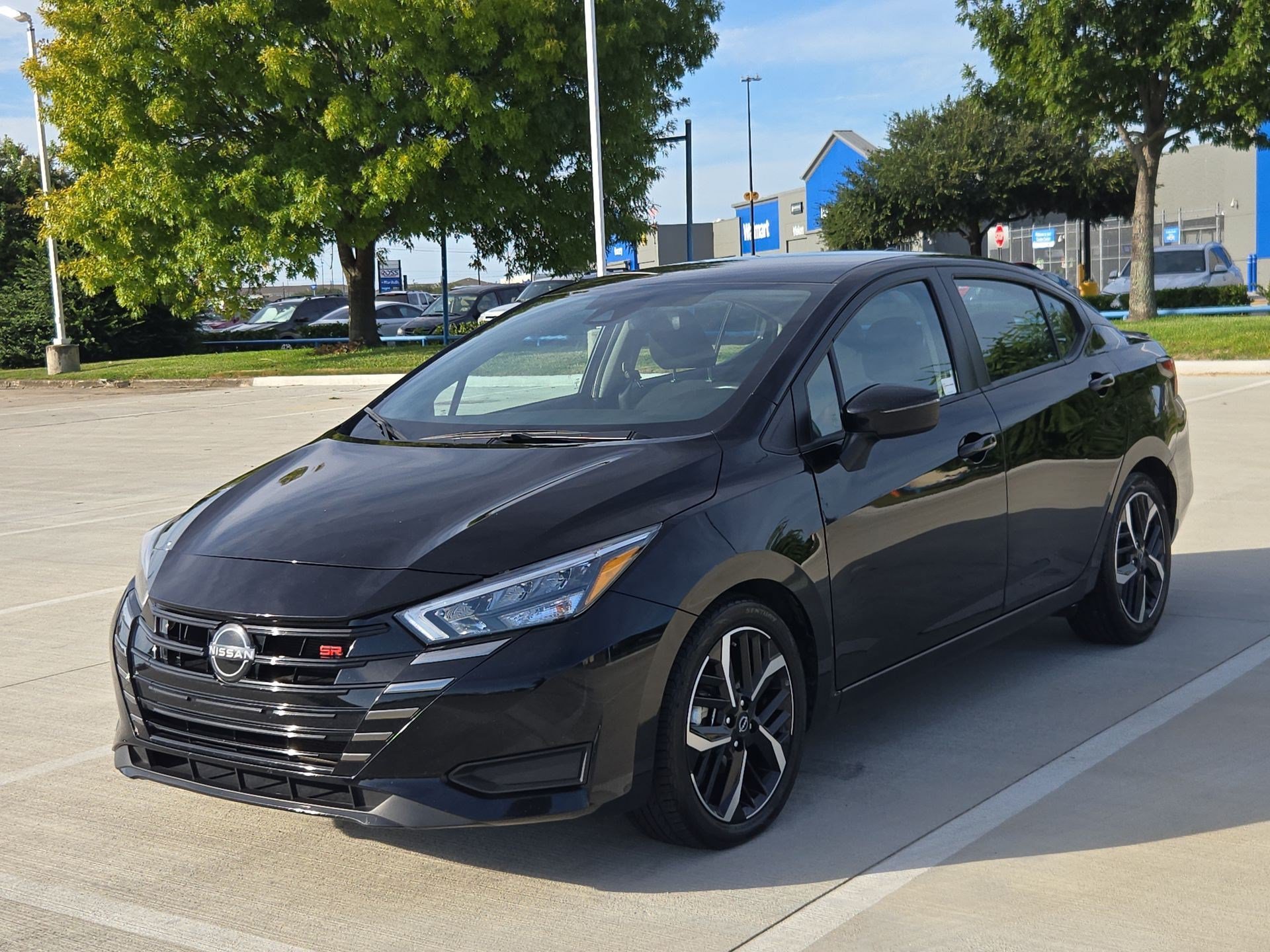 Used 2024 Super Black Nissan SR image 7