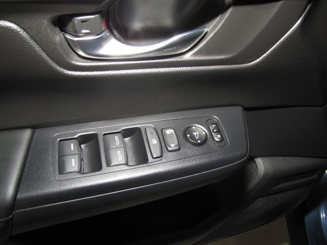 2025 Honda CR-V EX - Photo 42