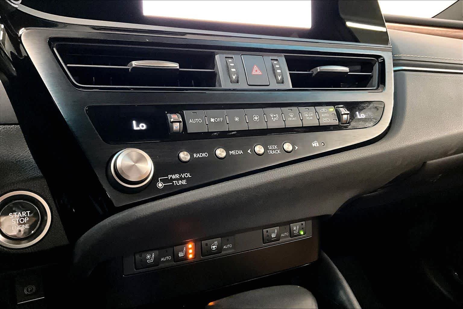 Certified Used 2025 Caviar Lexus  image 36