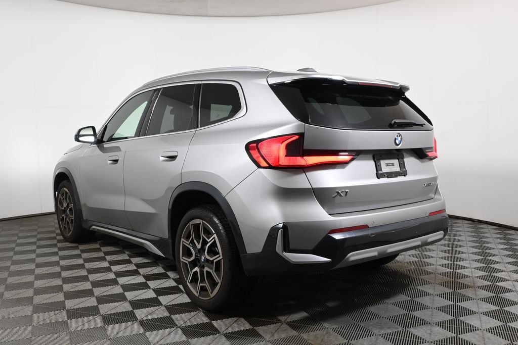 Certified Used 2025 Silver Metallic BMW xDrive28i image 9
