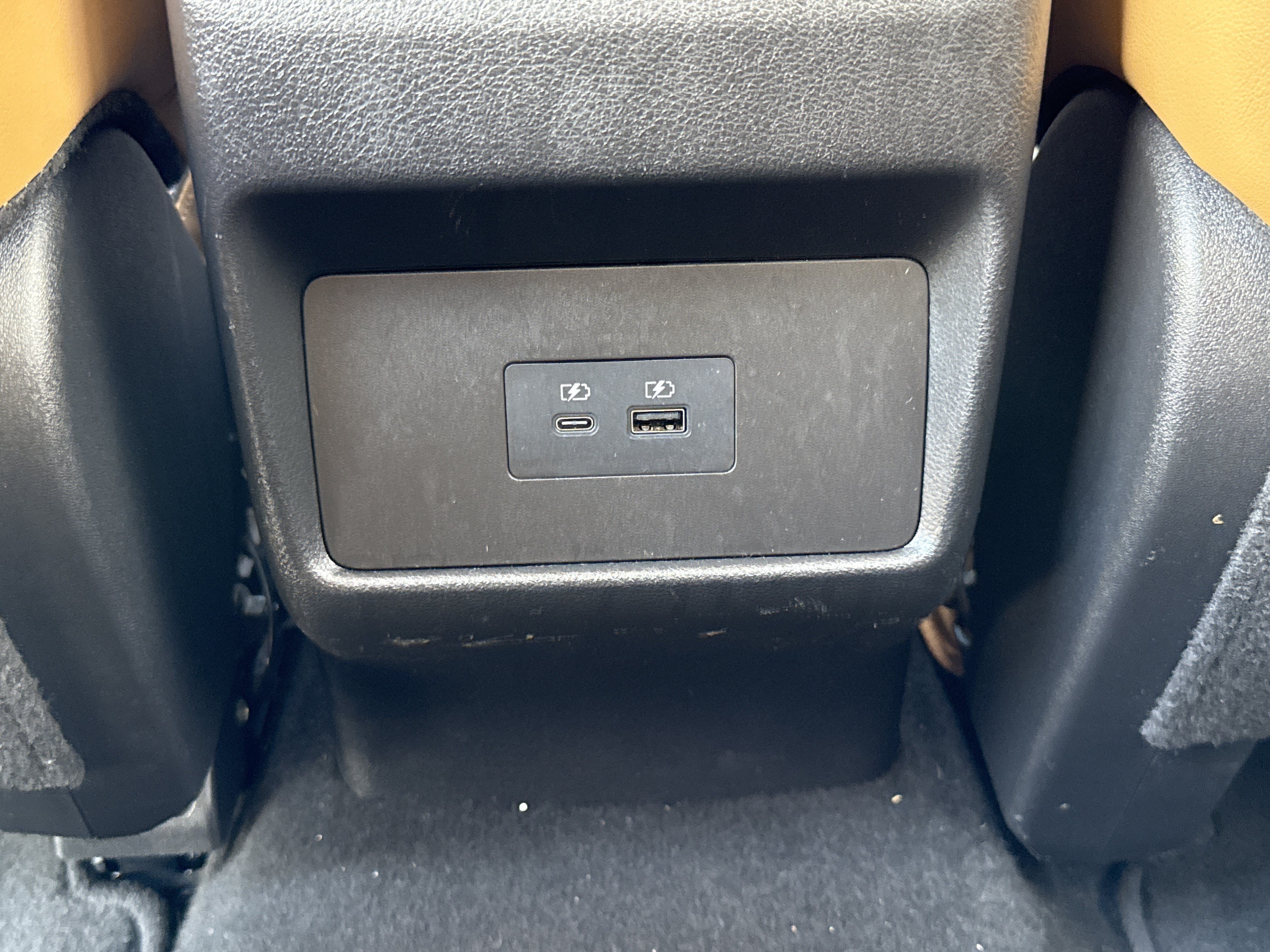 Used 2023 Super Black Nissan Platinum image 24