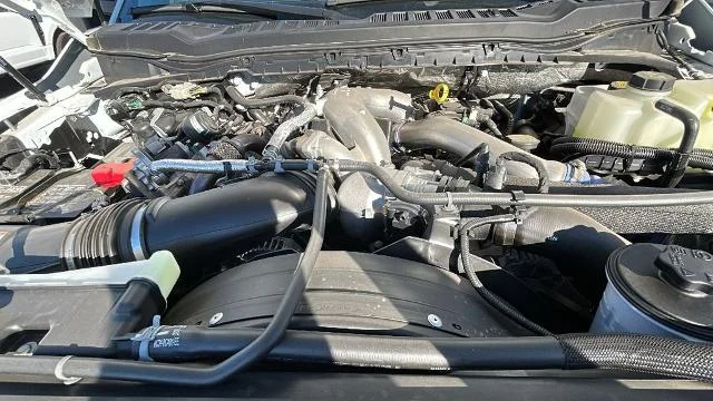 2024 Ford F-450 Super Duty Chassis Cab XL - Photo 26