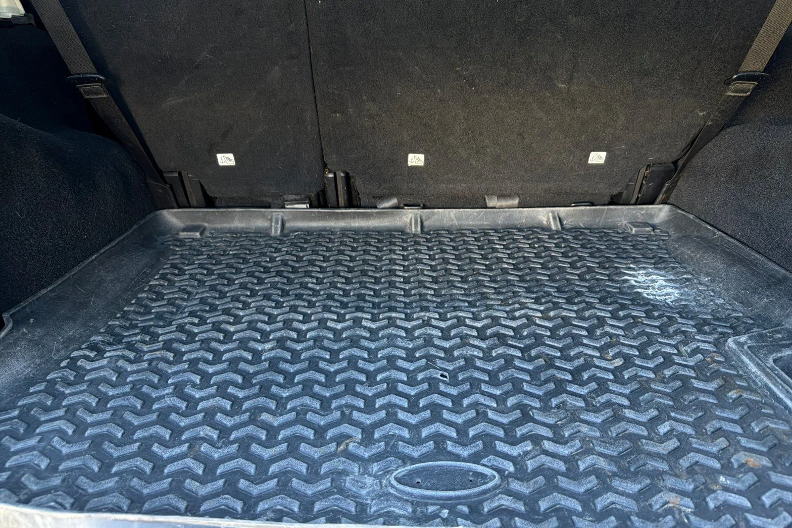 Used 2013 Black Jeep Unlimited Sport image 17