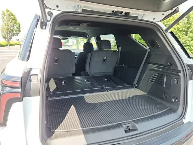 2026 Chevrolet Traverse LT - Photo 19