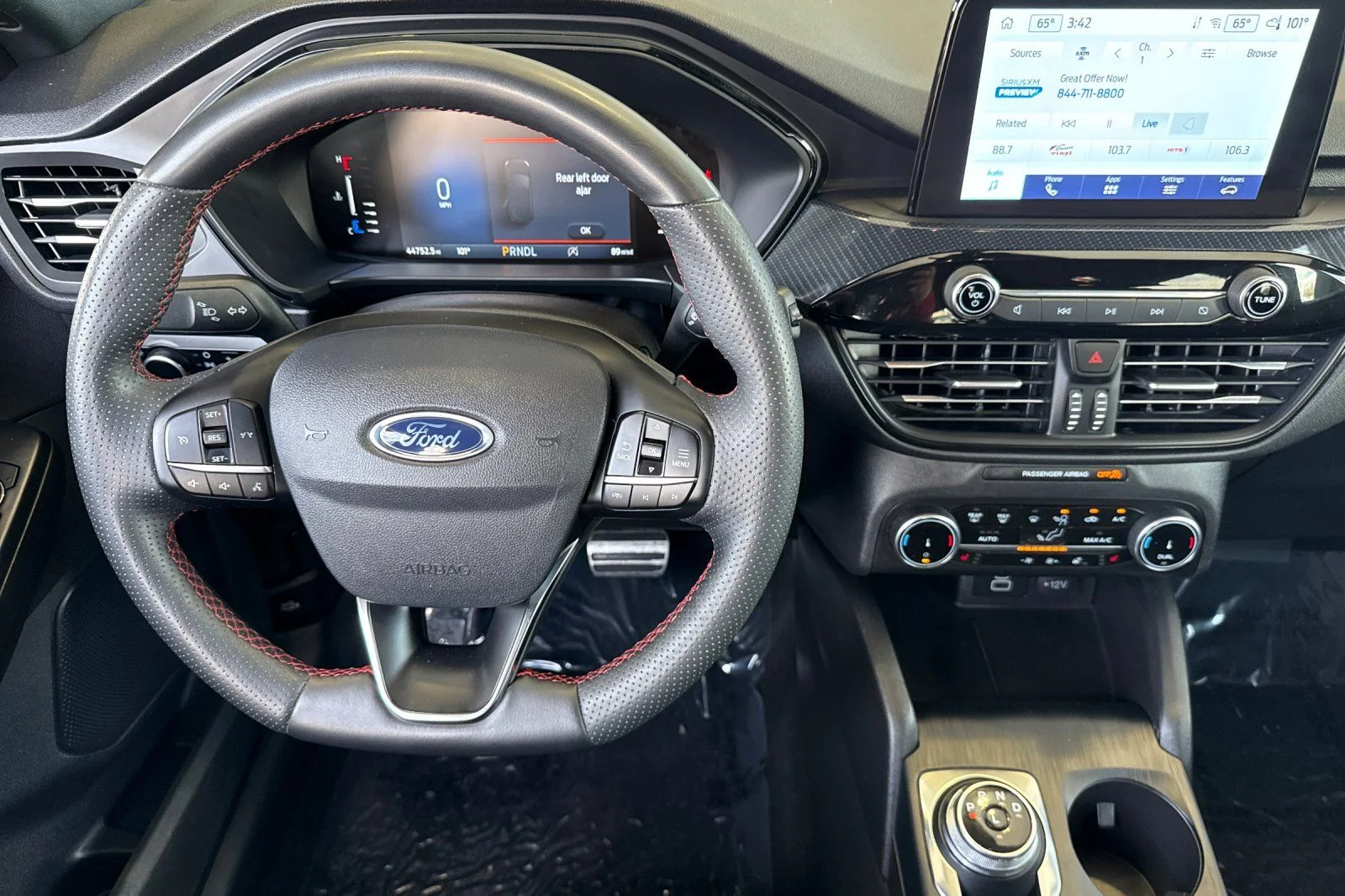 2024 Ford Escape ST-Line - Photo 11