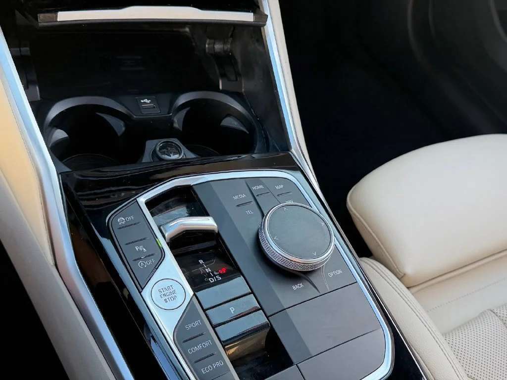 Used 2023 Alpine White BMW 330i image 22
