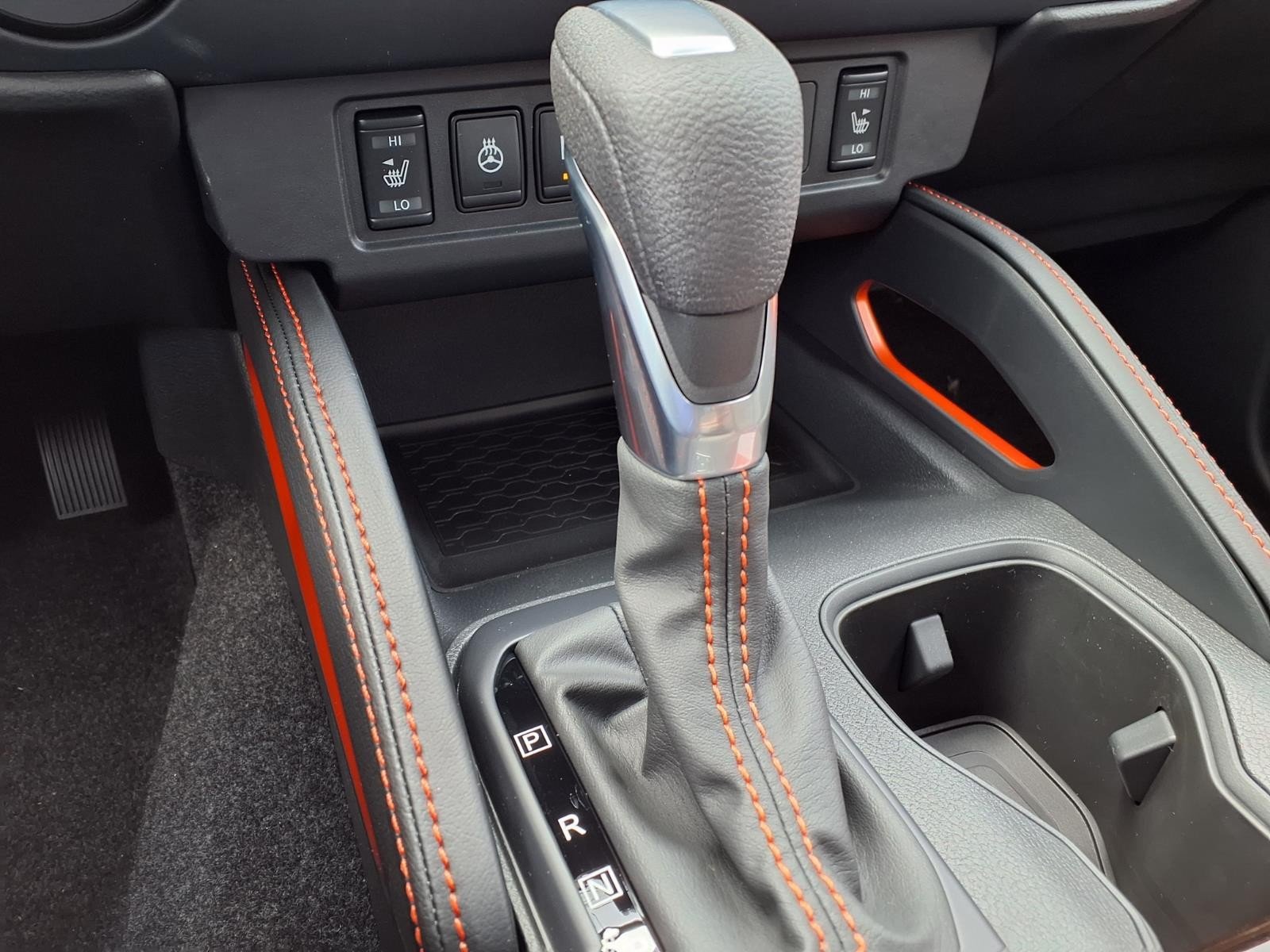 2026 Nissan Frontier Crew Cab PRO-4X® Gray at Robbins Nissan