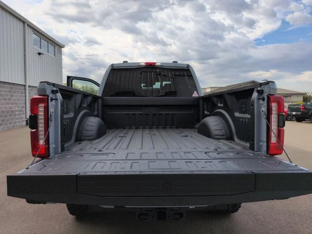 New 2026 Glacier Gray Metallic TriCoat Ford Lariat image 27