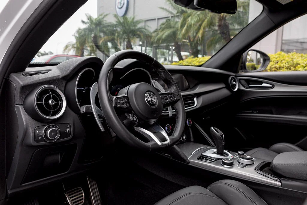 2024 Alfa Romeo Stelvio Veloce - Photo 22