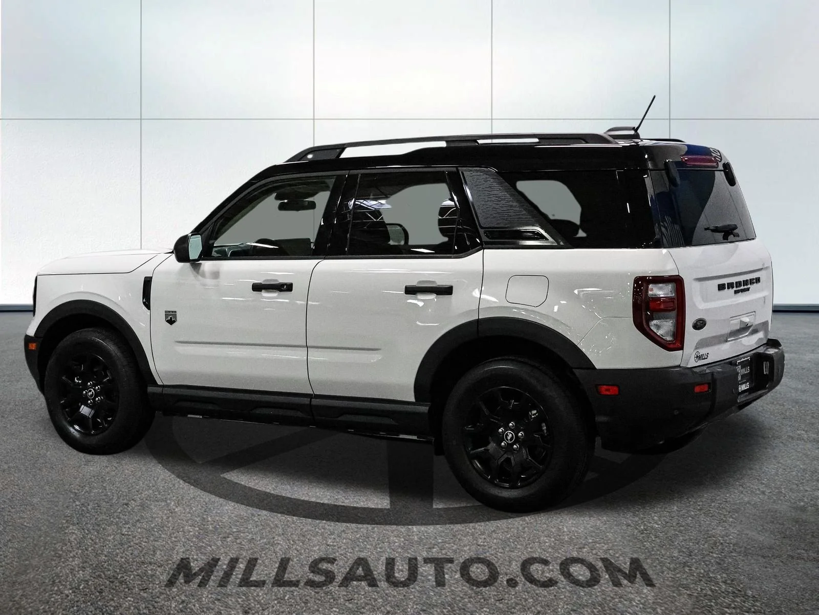 Used 2025 Oxford White Ford Big Bend® image 4
