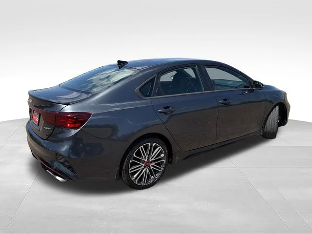 Used 2022 Gray Kia GT image 5