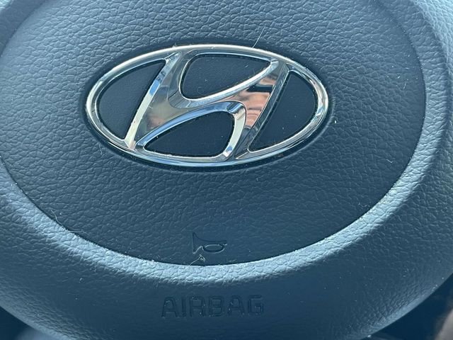 Certified Used 2022 White Hyundai Blue image 20