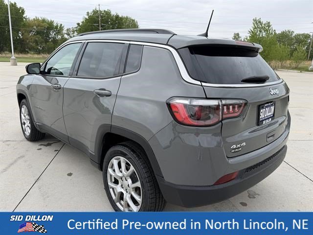Used 2023 Sting-Gray Clearcoat Jeep Latitude Lux image 7