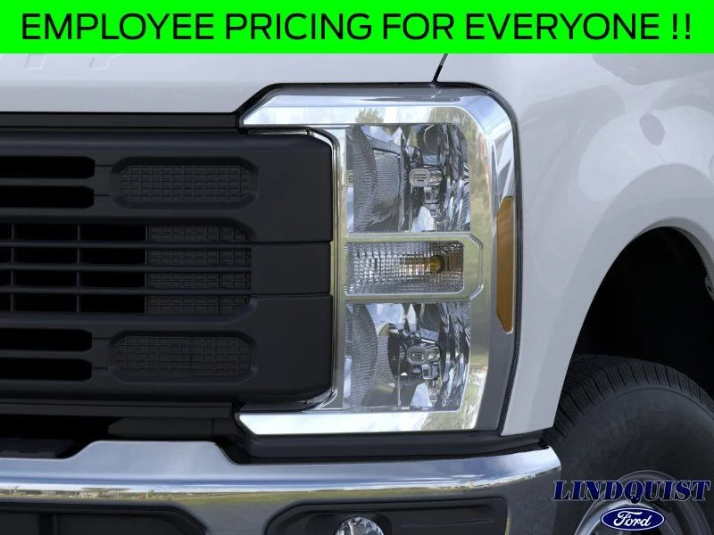 New 2026 Oxford White Ford F-250® XL image 18